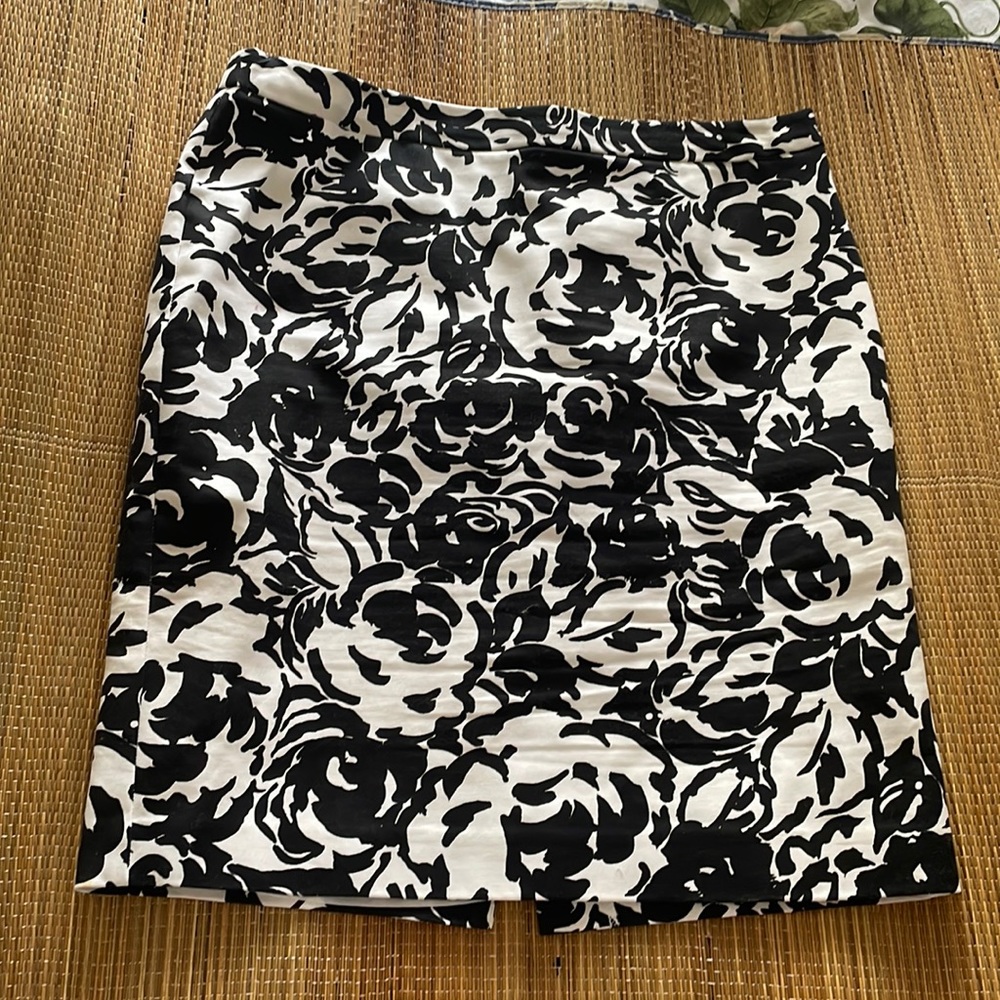 Liz Claiborne Floral Skirt